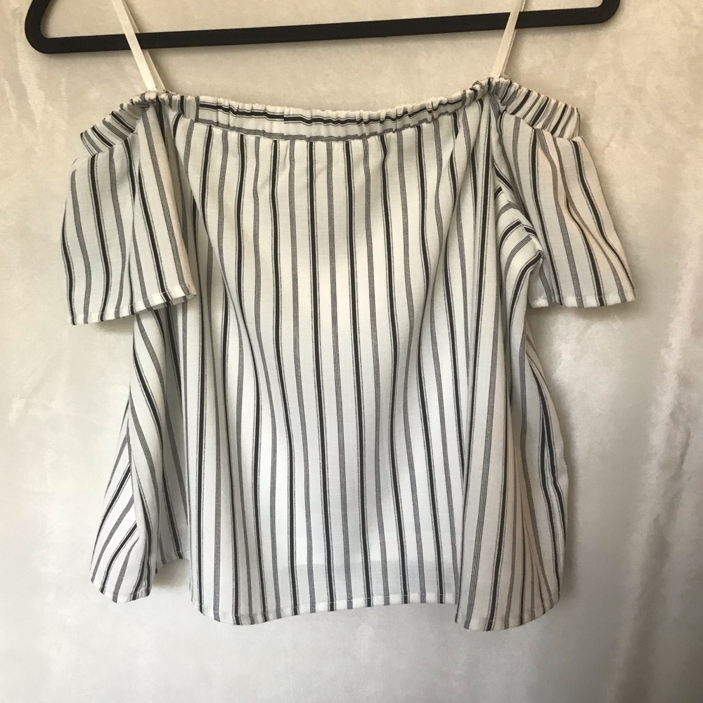 Off-shoulder top